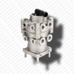 20374068 - Foot Brake Valve (11 Holes)